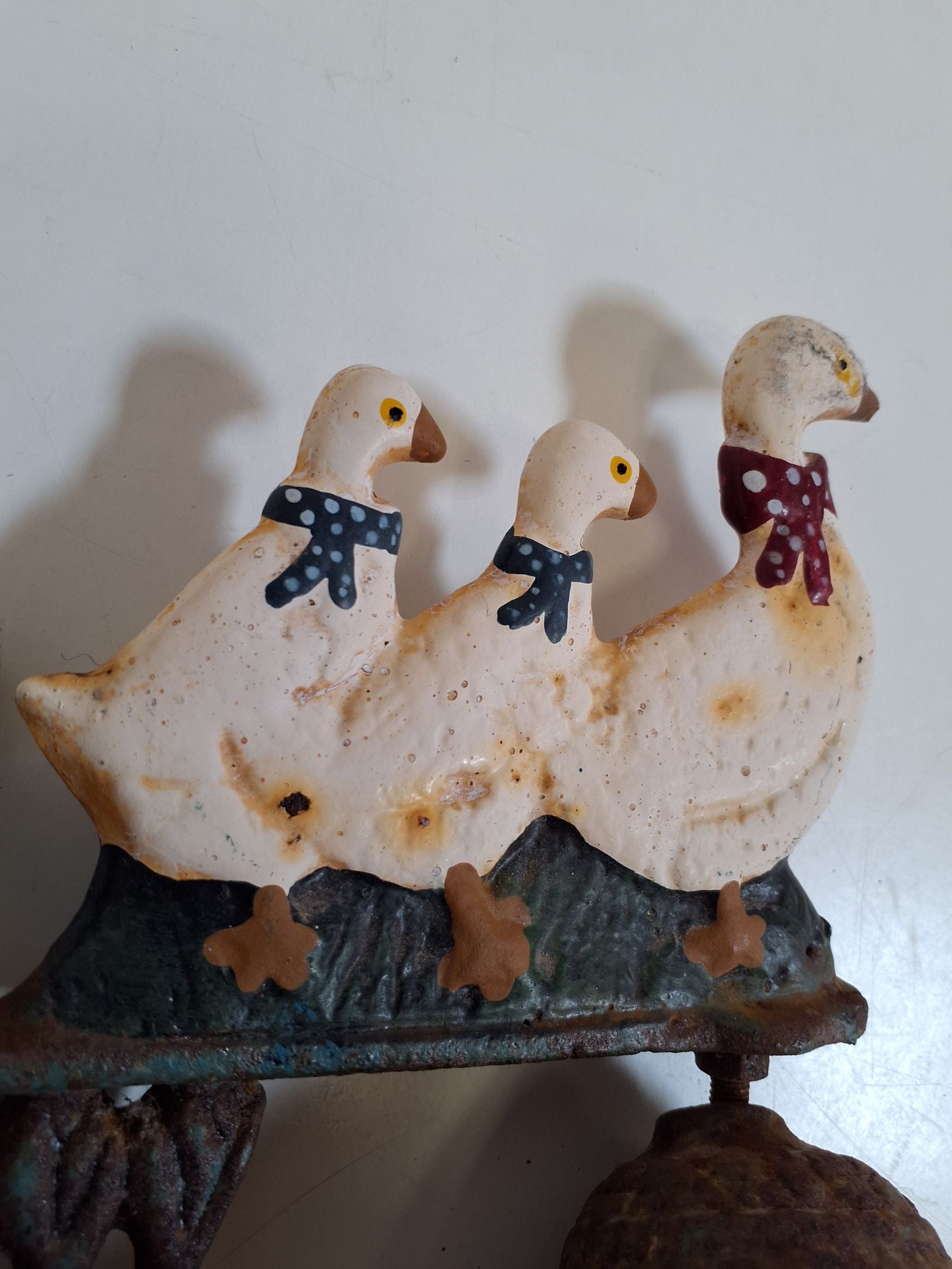 Vintage vægklokke udendørs